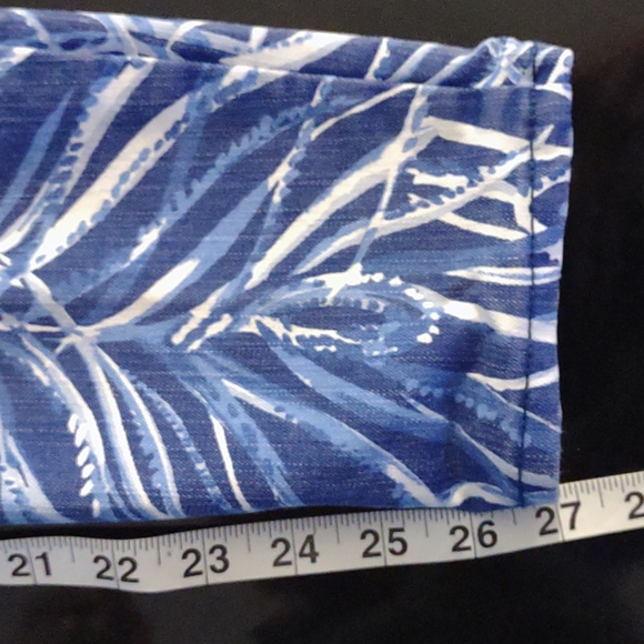 Lilly pulitzer blue & white patterned jeans size 2 - Picture 7 of 8